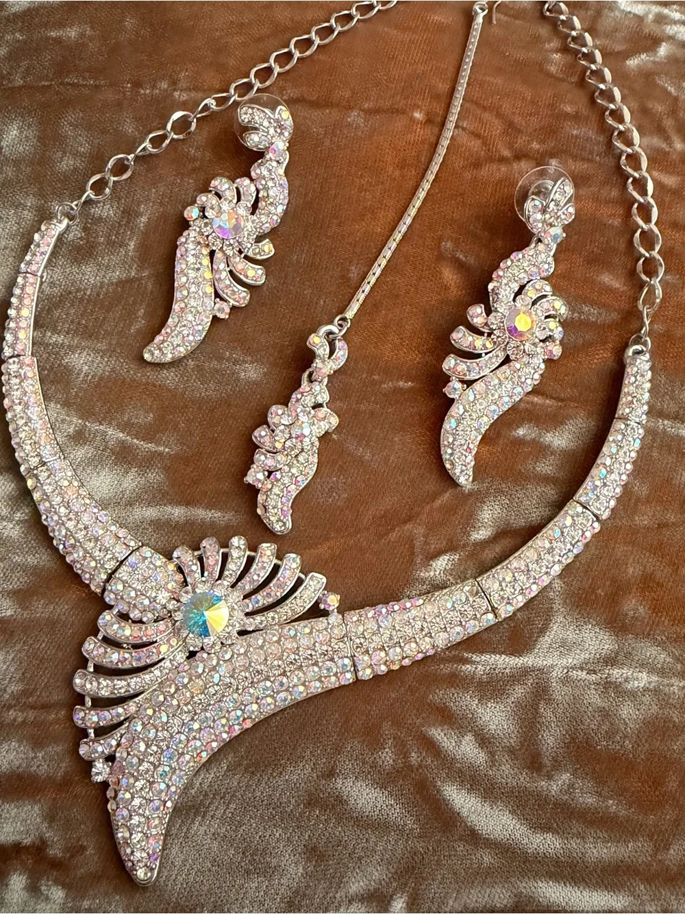 N/A elegant silver